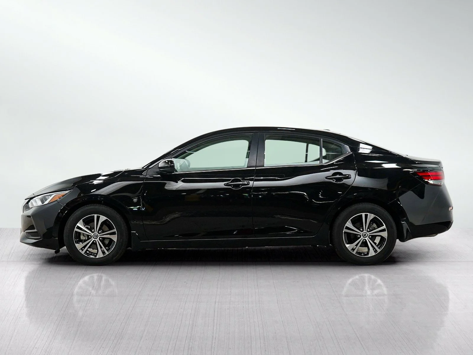 Used 2023 Nissan Sentra SV with VIN 3N1AB8CV3PY274168 for sale in Minneapolis, Minnesota