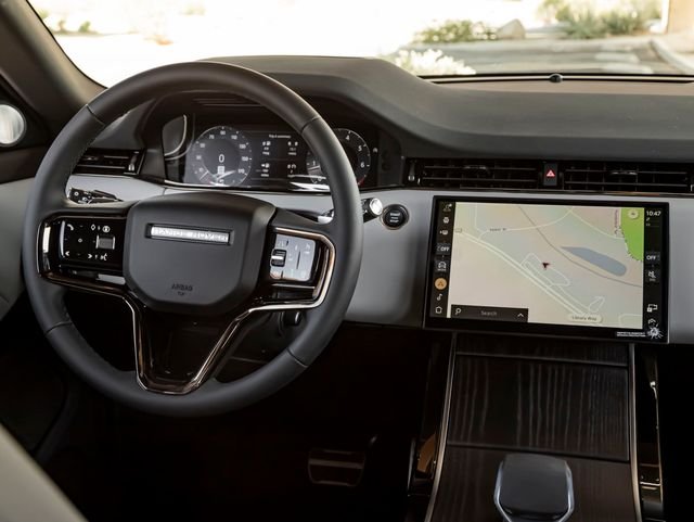 New 2026 Carpathian Grey Land Rover Hoxton Edition image 21
