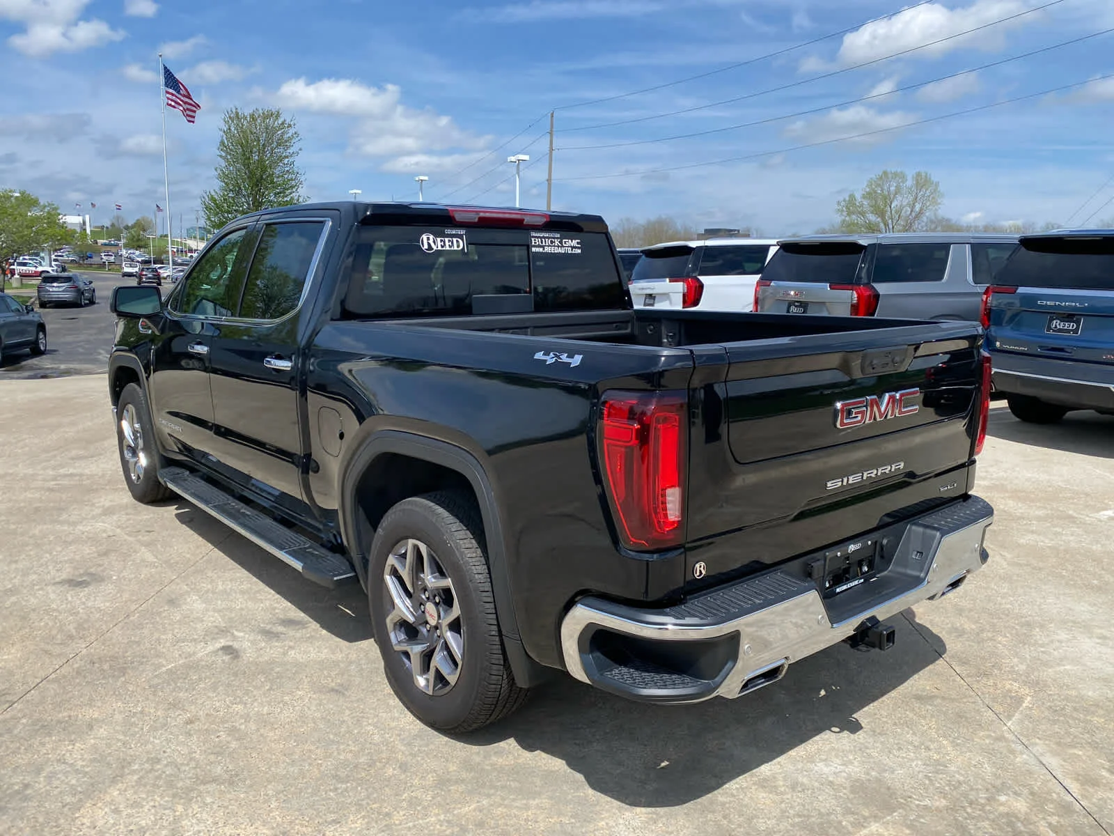New 2026 Onyx Black GMC SLT image 8