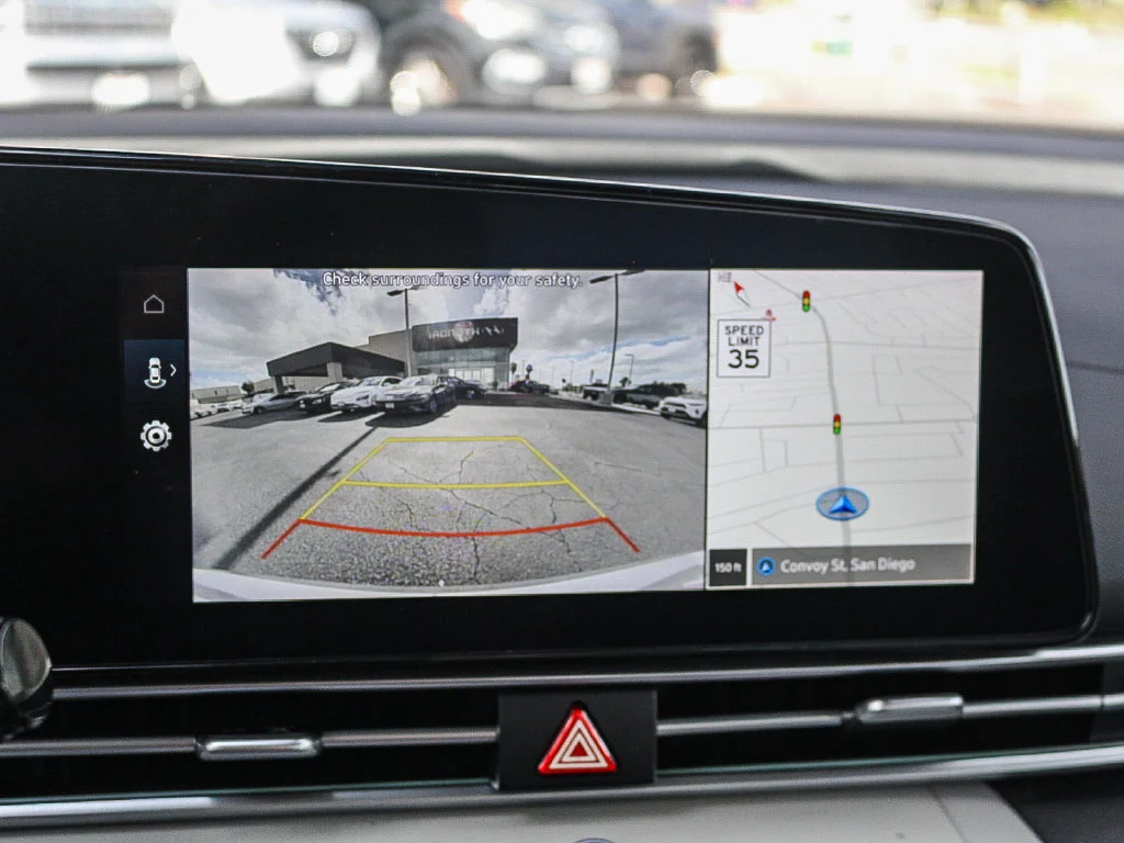 Used 2025 Silver Hyundai Limited image 27