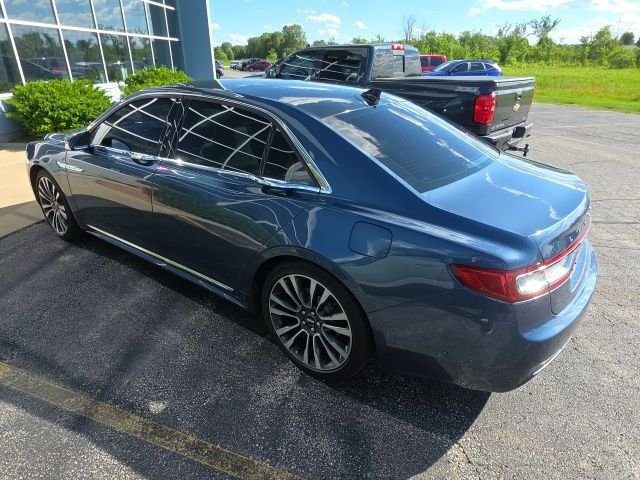 Used 2018 Diamond Lincoln Reserve image 11