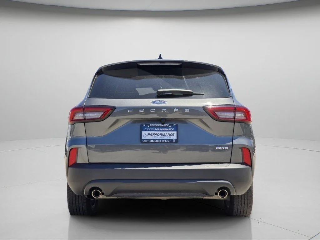 Used 2025 Gray Metallic Ford ST-Line image 19