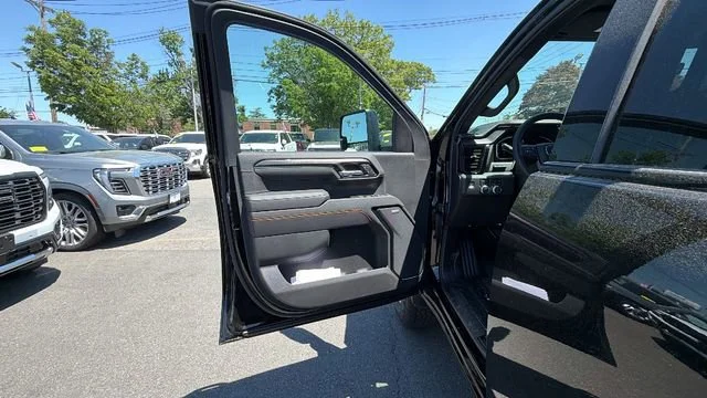 New 2026 Onyx Black GMC AT4 image 12