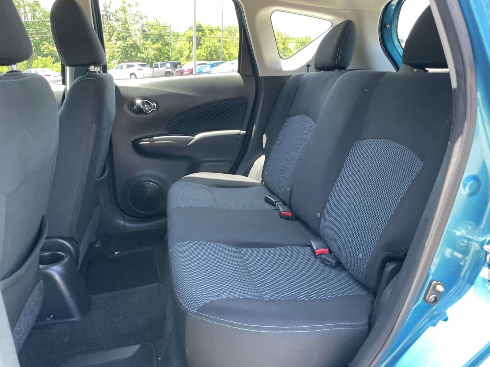 Used 2014 Metallic Peacock Nissan SV image 17
