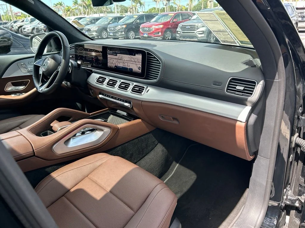 Certified Used 2026 Black Mercedes-Benz GLE 350 image 44