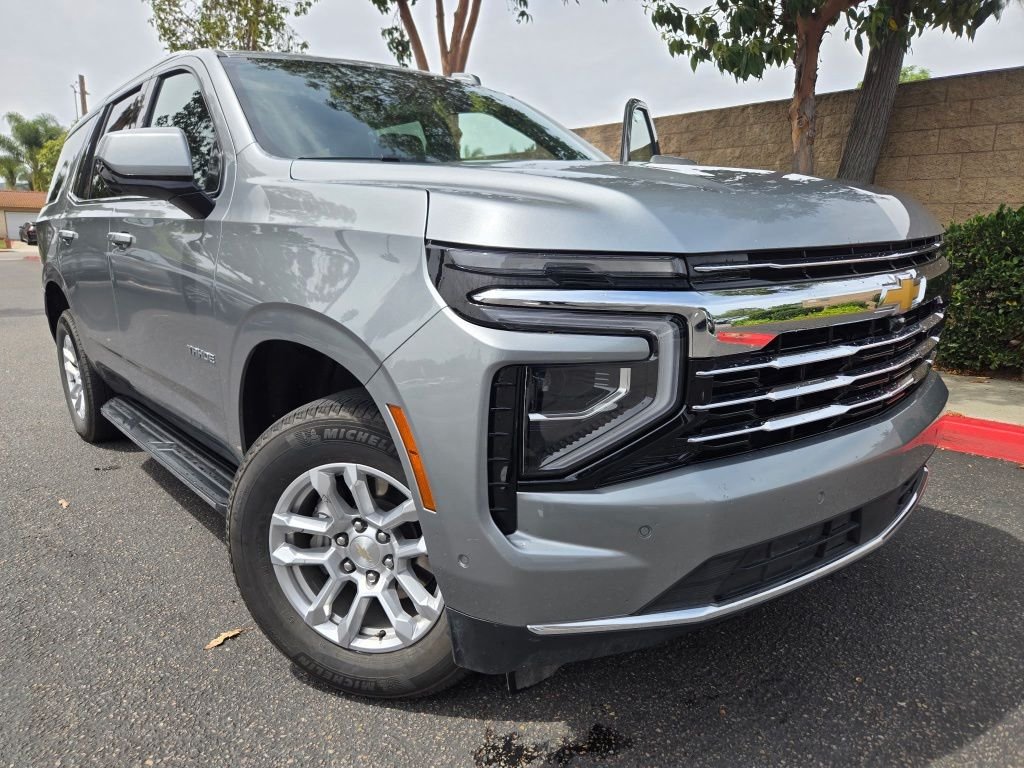 Used 2025 Gray Chevrolet LT image 1