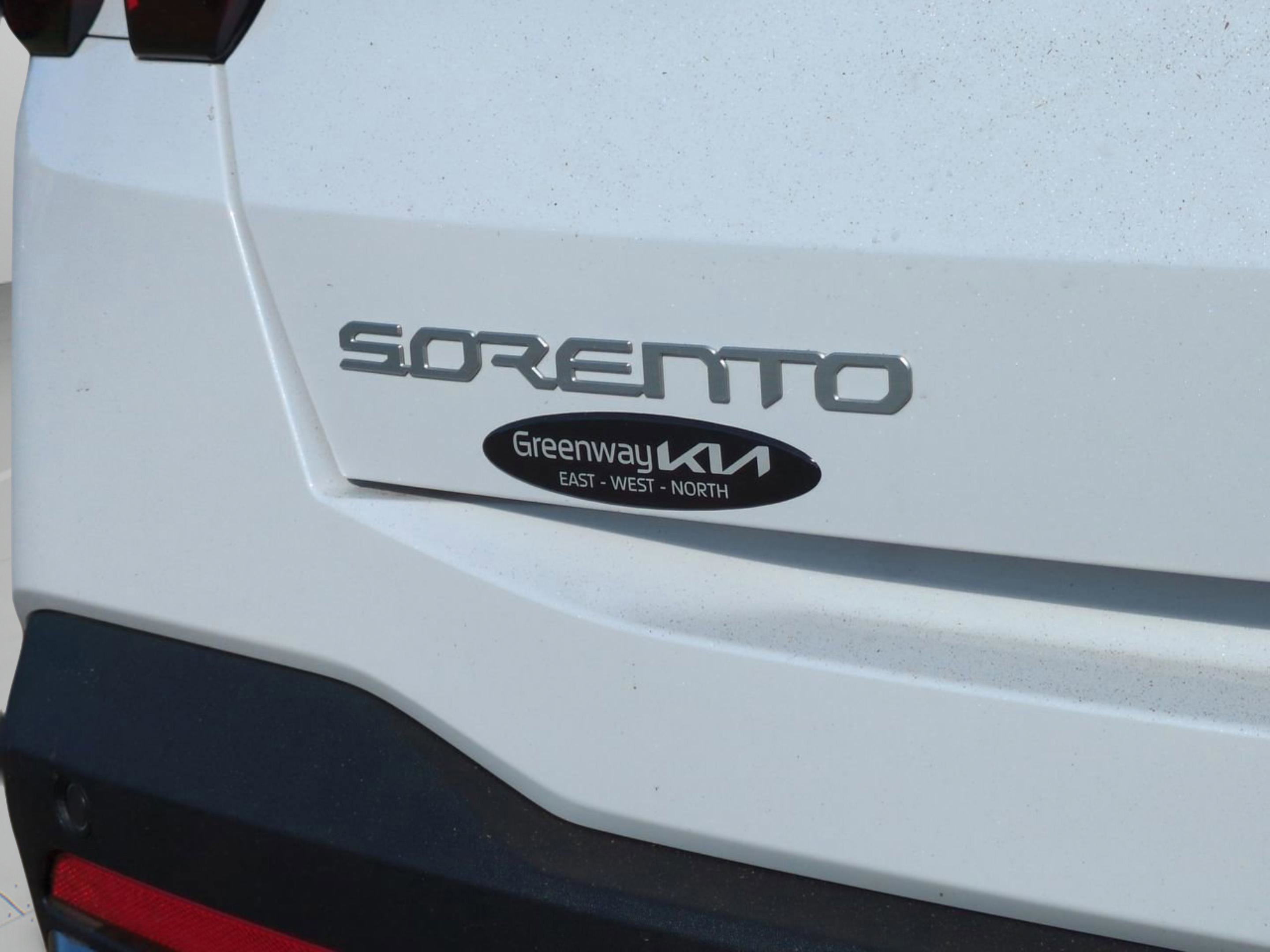 New 2026 Glacial White Pearl Kia S image 47