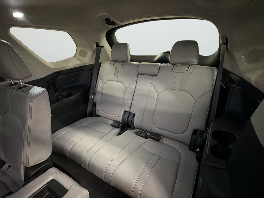 Used 2025 Blue Honda Touring image 28