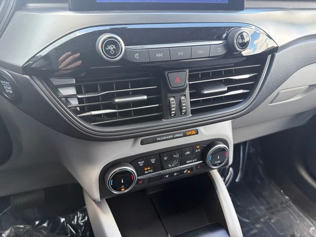 New 2026 Space Silver Metallic Ford Active® image 15