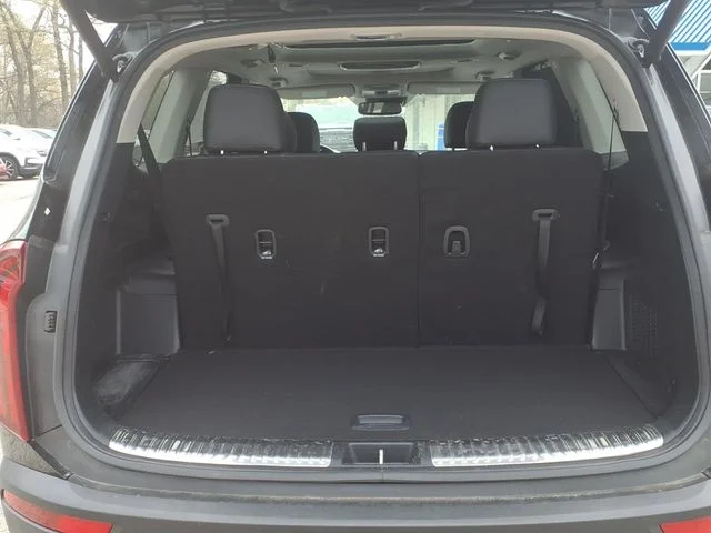 Used 2022  Kia SX image 21