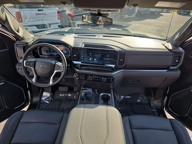 Used 2025 Gray Chevrolet LT Trail Boss image 10