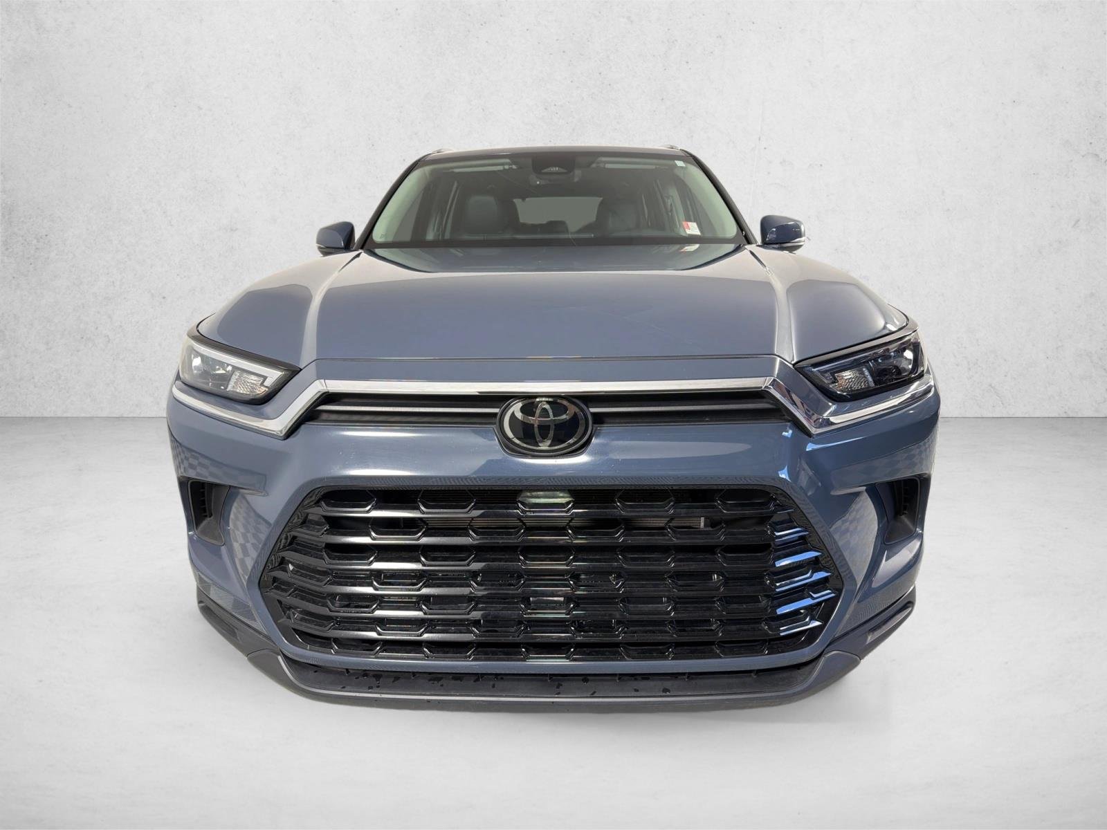 Used 2025 Storm Cloud Toyota XLE image 8