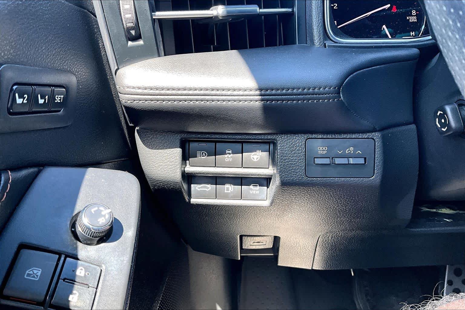 Used 2019 Celestial Silver Metallic Toyota Touring image 34