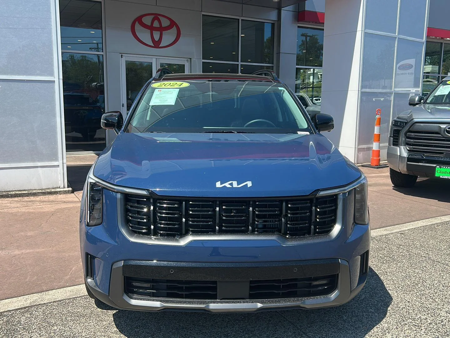 Used 2024 Midnight Lake Blue Kia X-Line SX image 7
