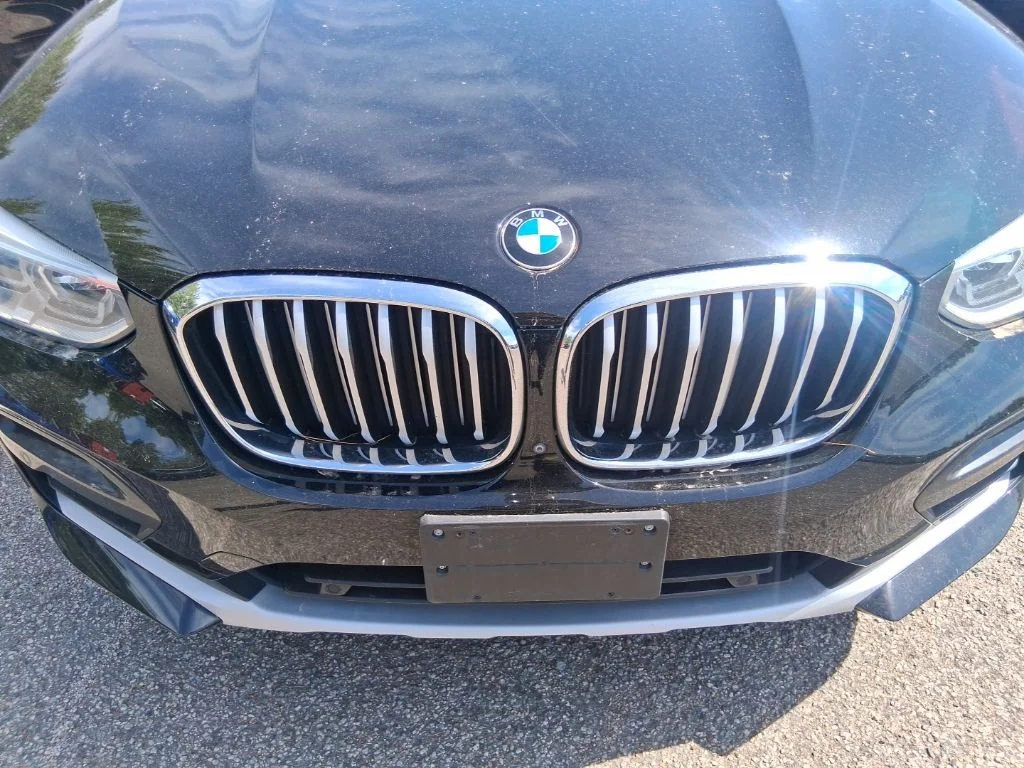 Used 2021 Black BMW xDrive30i image 4