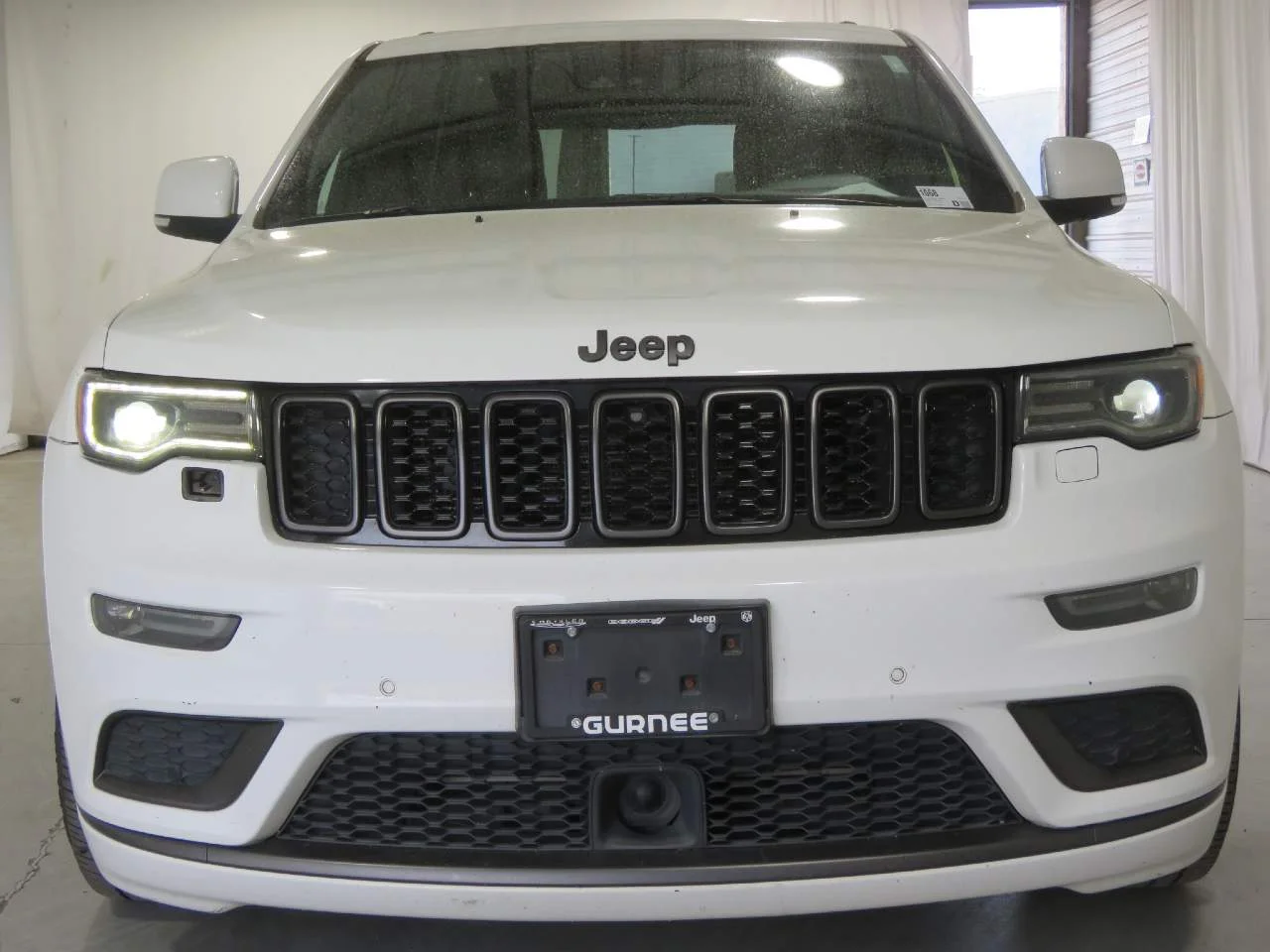 Used 2018 Bright White Clear Coat Jeep High Altitude image 2