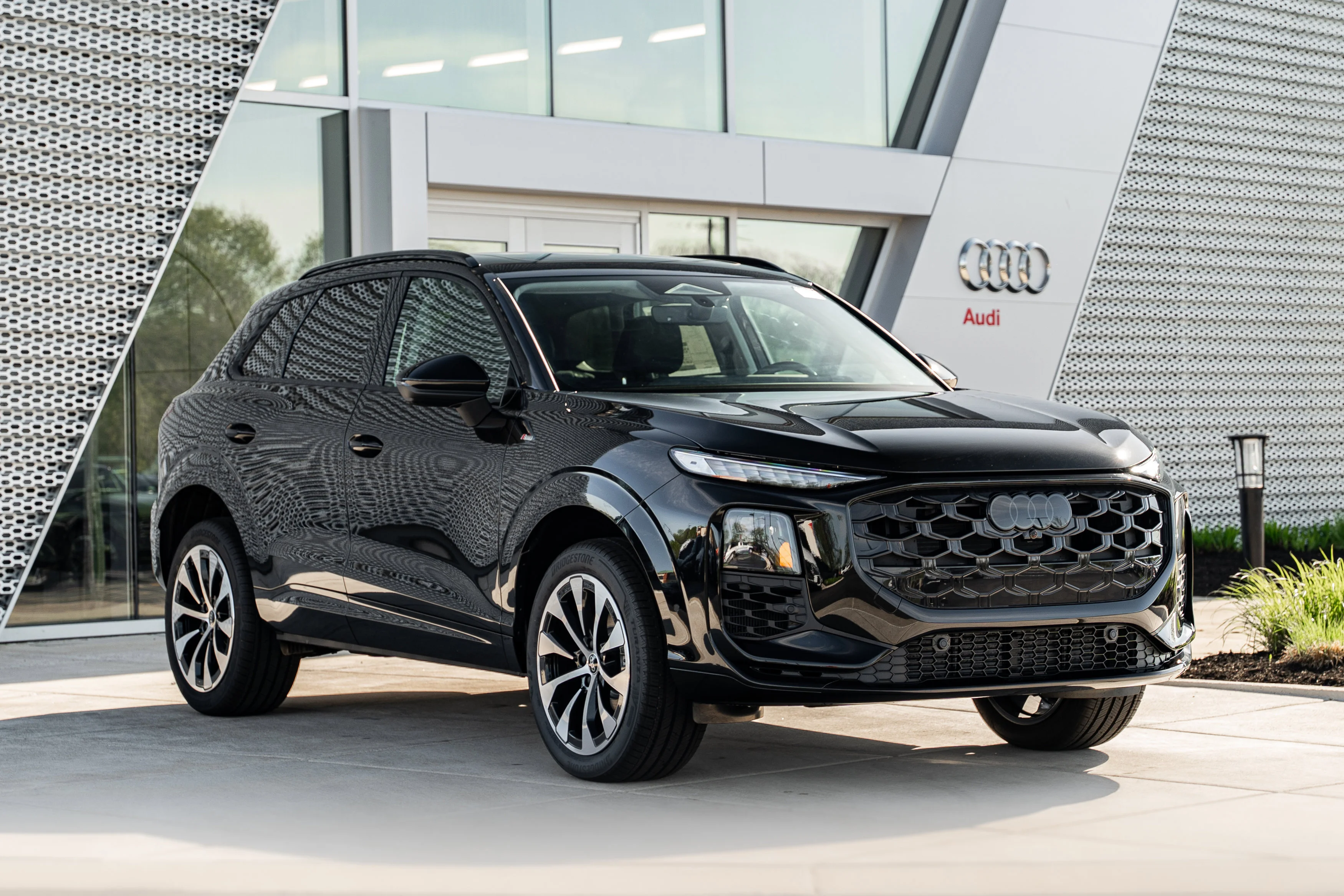 2026 Audi Q3 S line quattro's photo