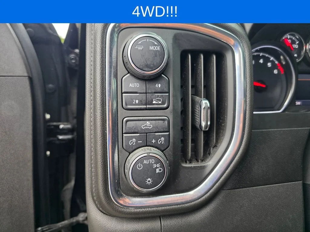 Used 2020 BLACK Chevrolet LT image 16