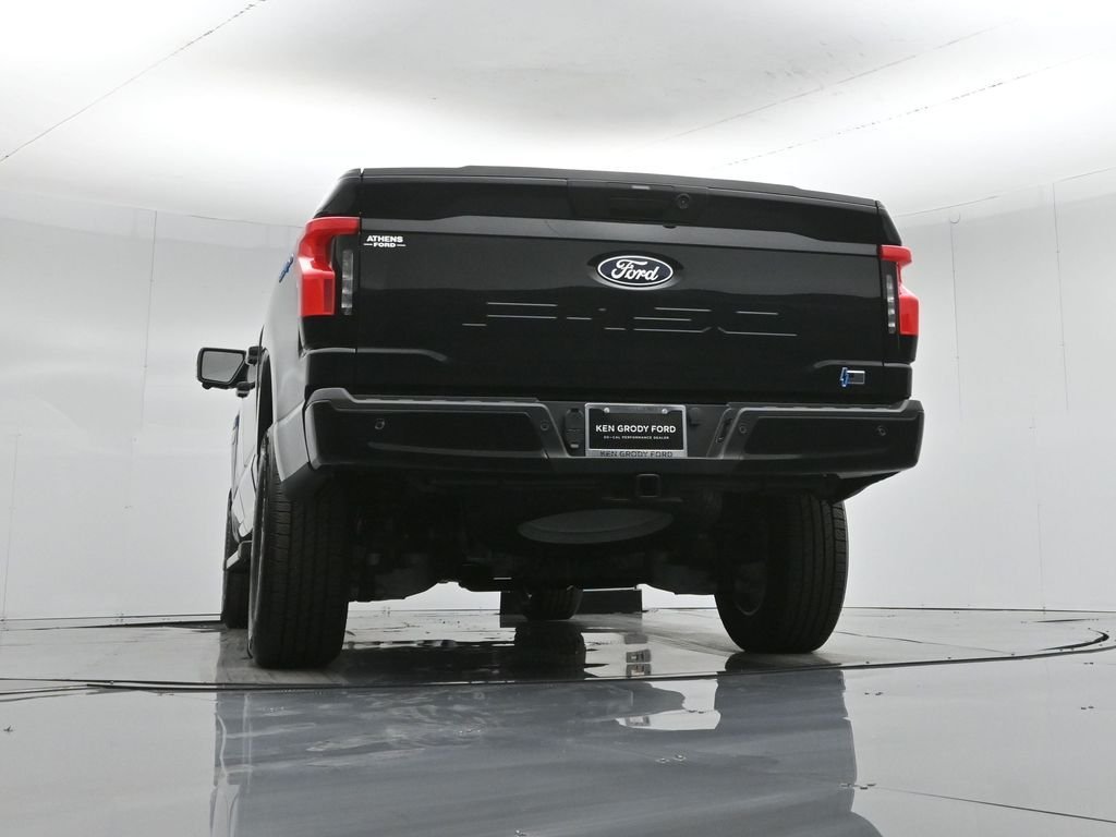 2025 Ford F-150 Lightning Flash - Photo 50