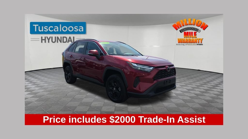 2022 Toyota RAV4 XLE