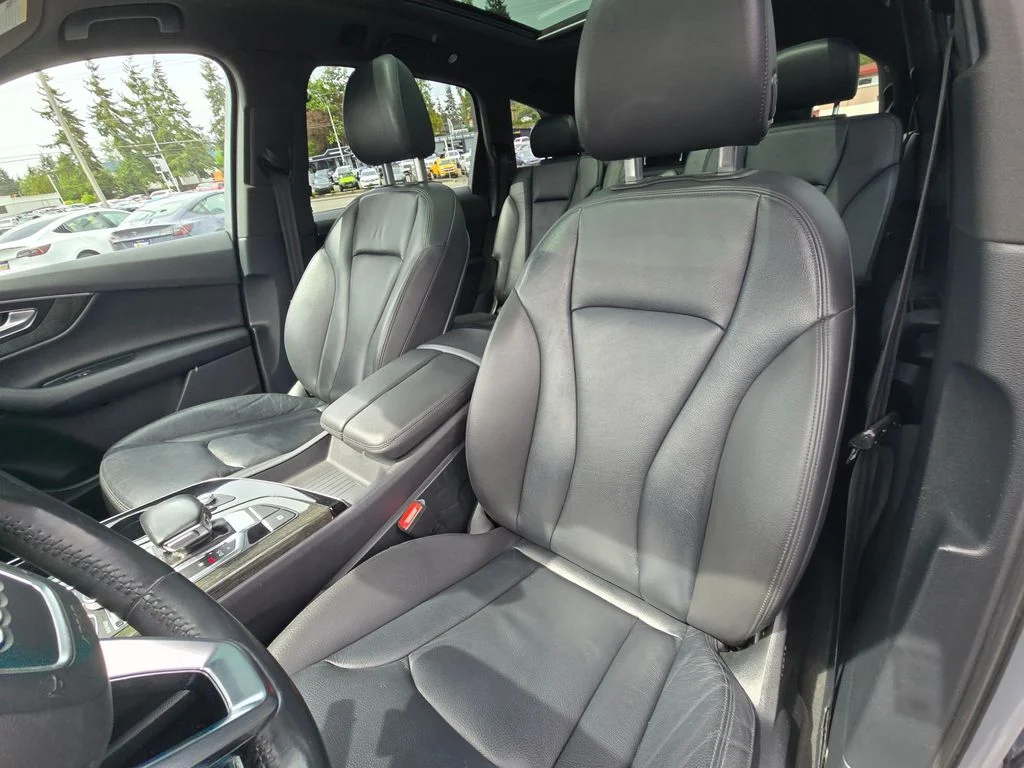 Used 2019 Silver Audi 55 Premium image 24