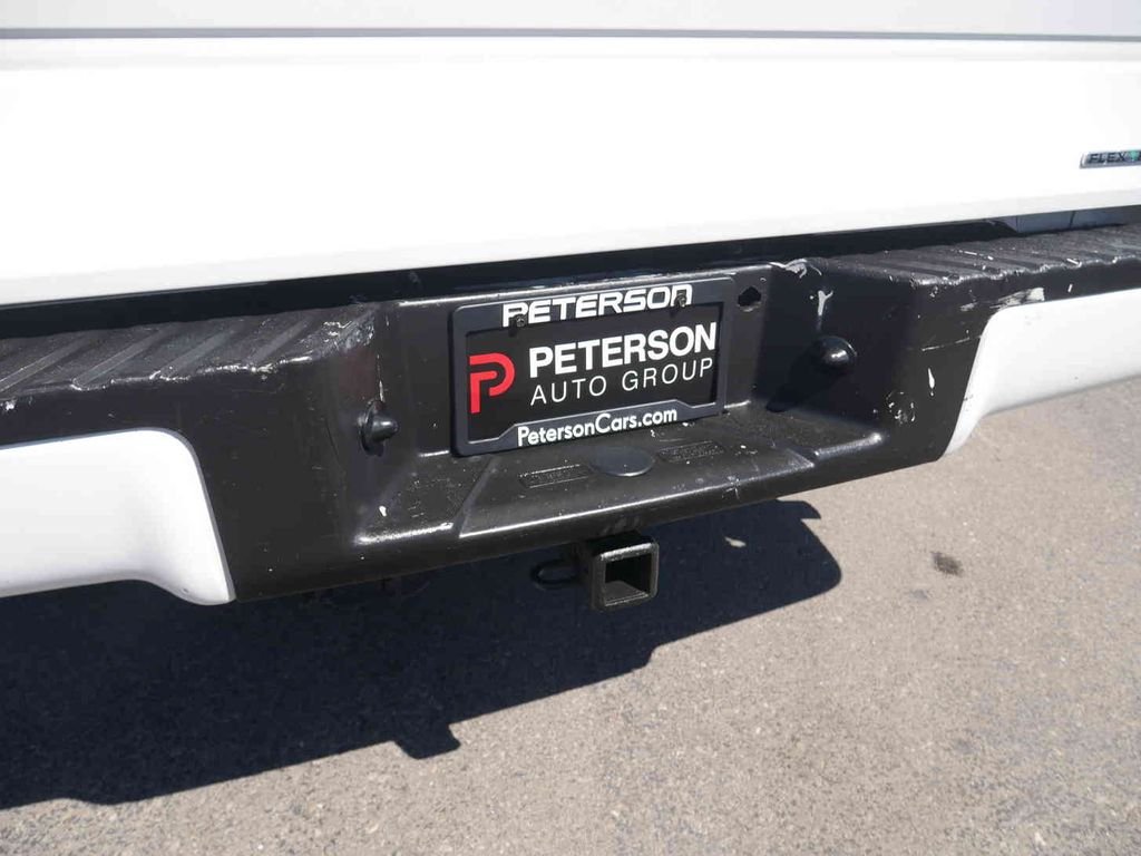 Used 2012  Ford XL image 6