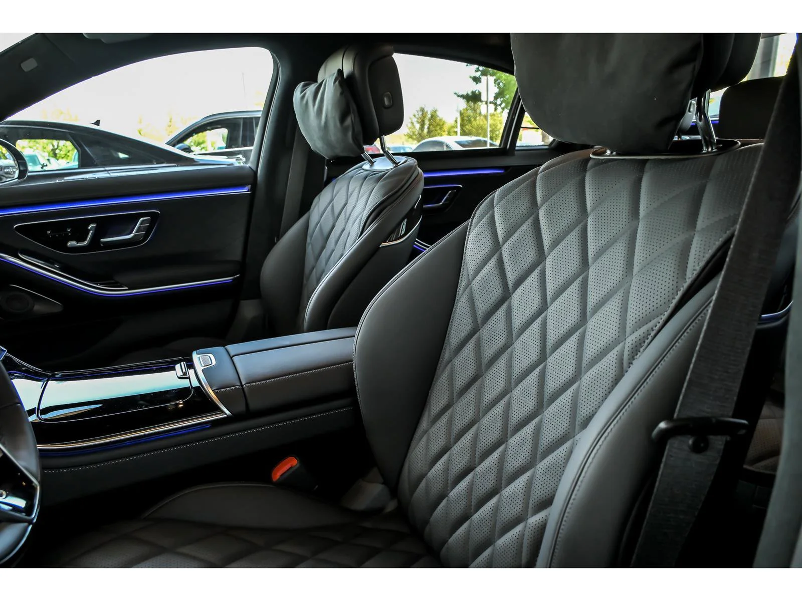 New 2026 Black Mercedes-Benz S 580 image 32