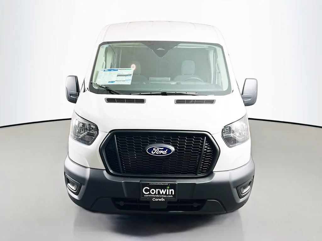 New 2026 Oxford White Ford Base image 4