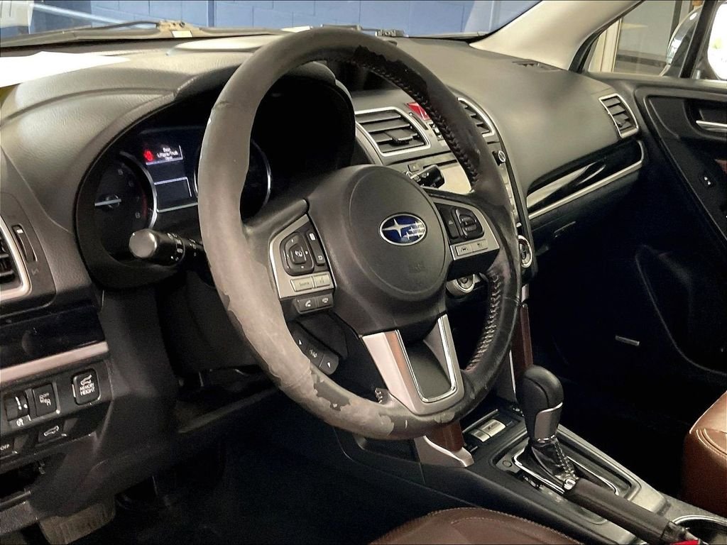 Used 2018 Gray Subaru 2.5i Touring image 8