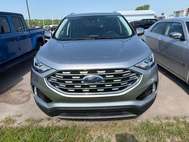 Used 2021 Silver Ford SEL image 2