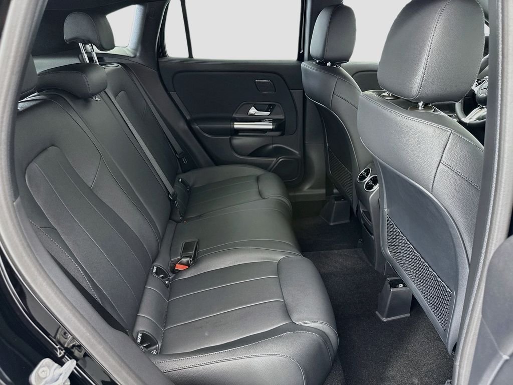 New 2026 Night Black Mercedes-Benz GLA 250 image 20