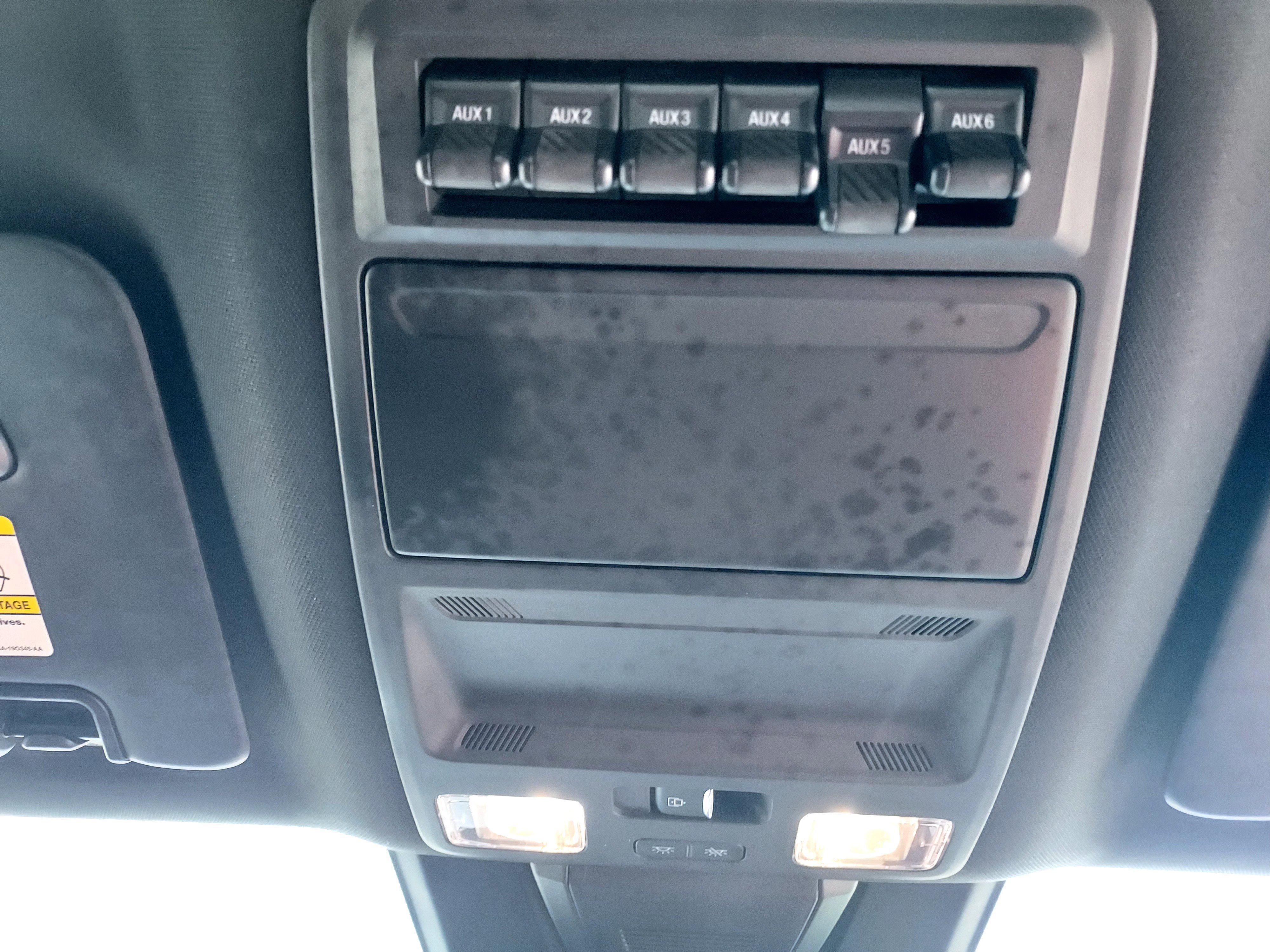 Used 2025 Desert Sand Ford Raptor image 24