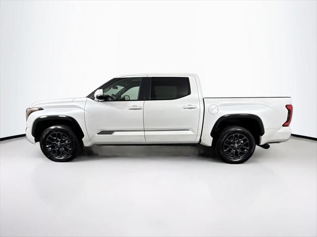 Certified Used 2025 WIND CHILL PEARL Toyota  image 14