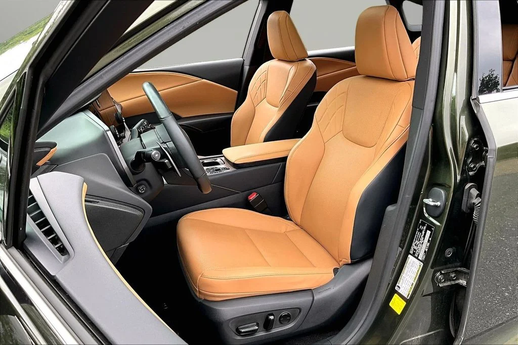 Used 2023 Green Lexus 350 Premium image 24