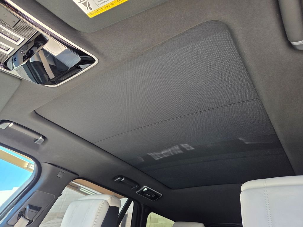 Used 2022  Land Rover Westminster image 29