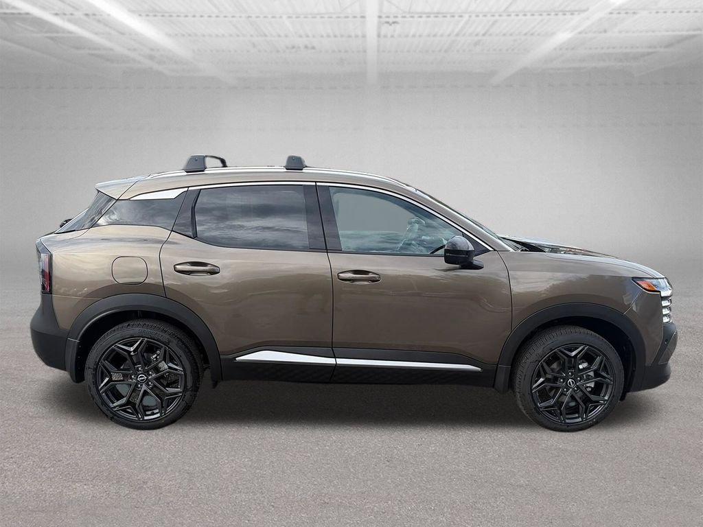 New 2026 Canyon Bronze Metallic Nissan SR image 7