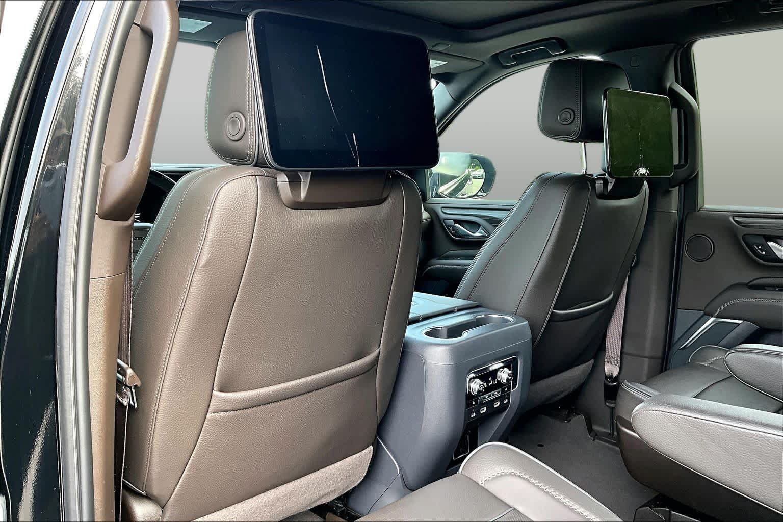 Used 2024 Onyx Black GMC Denali image 22