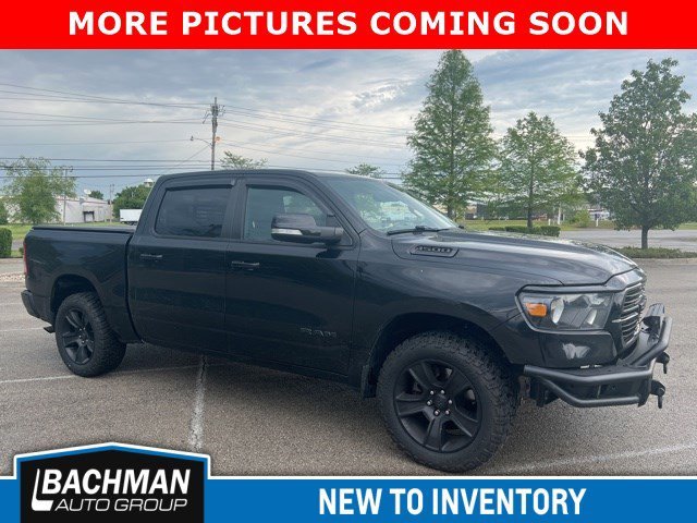 2020 RAM 1500 Big Horn/Lone Star 4x4 Crew Cab 5'7's photo