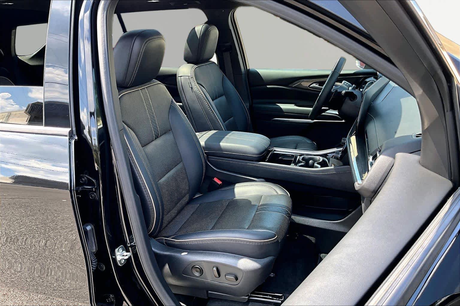 Used 2025 Mosaic Black Metallic Chevrolet FWD High Country image 25