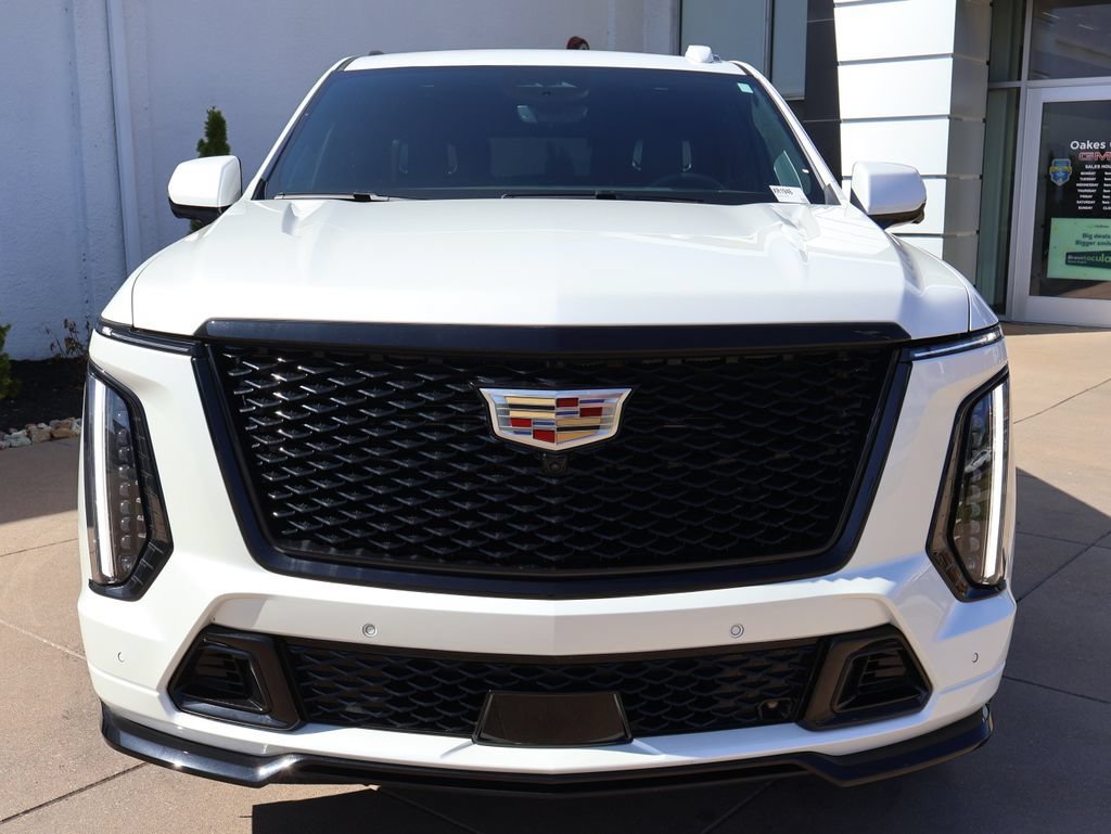 Used 2025 Cadillac Escalade V-Series with VIN 1GYS9HR93SR195678 for sale in Kansas City