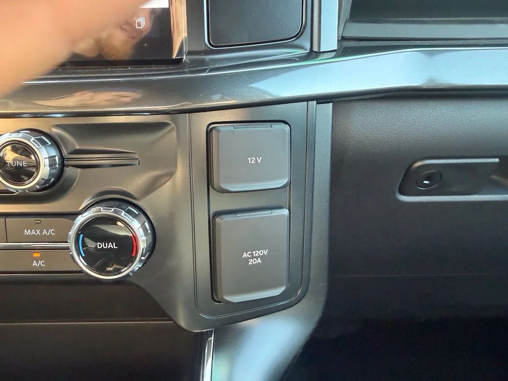 New 2026 Oxford White Ford STX® image 28