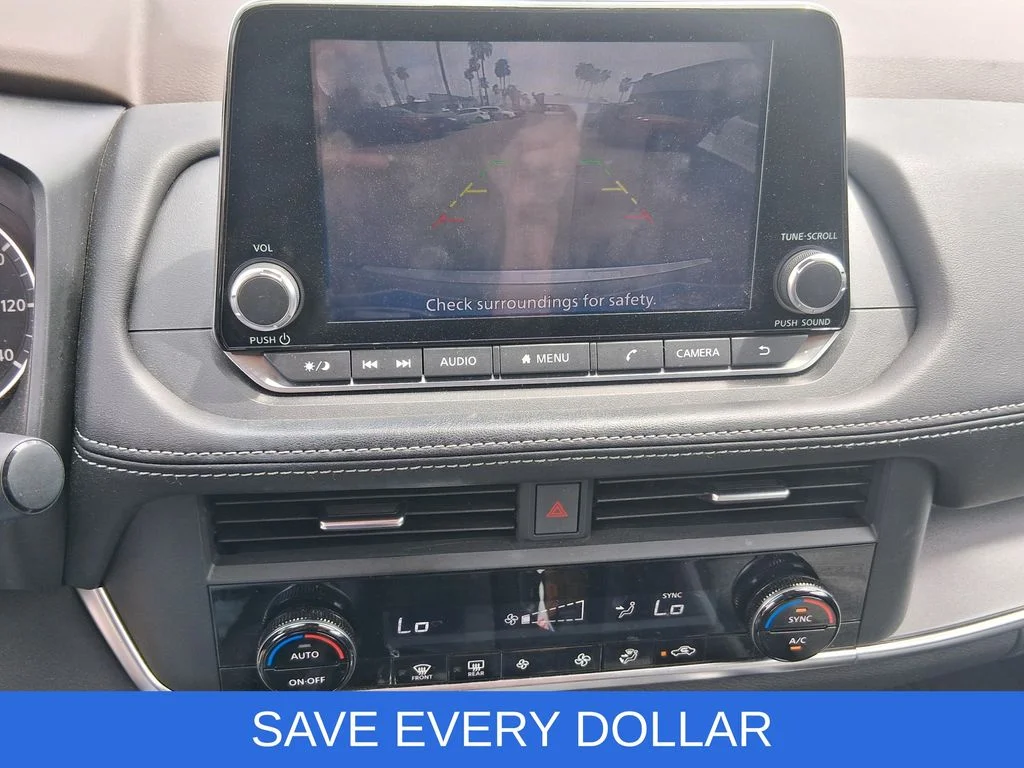 Used 2023 Silver Nissan SV image 13