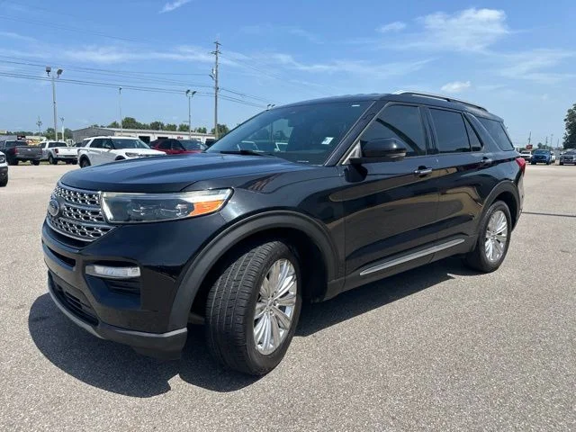 Used 2020 Black Ford Limited image 33