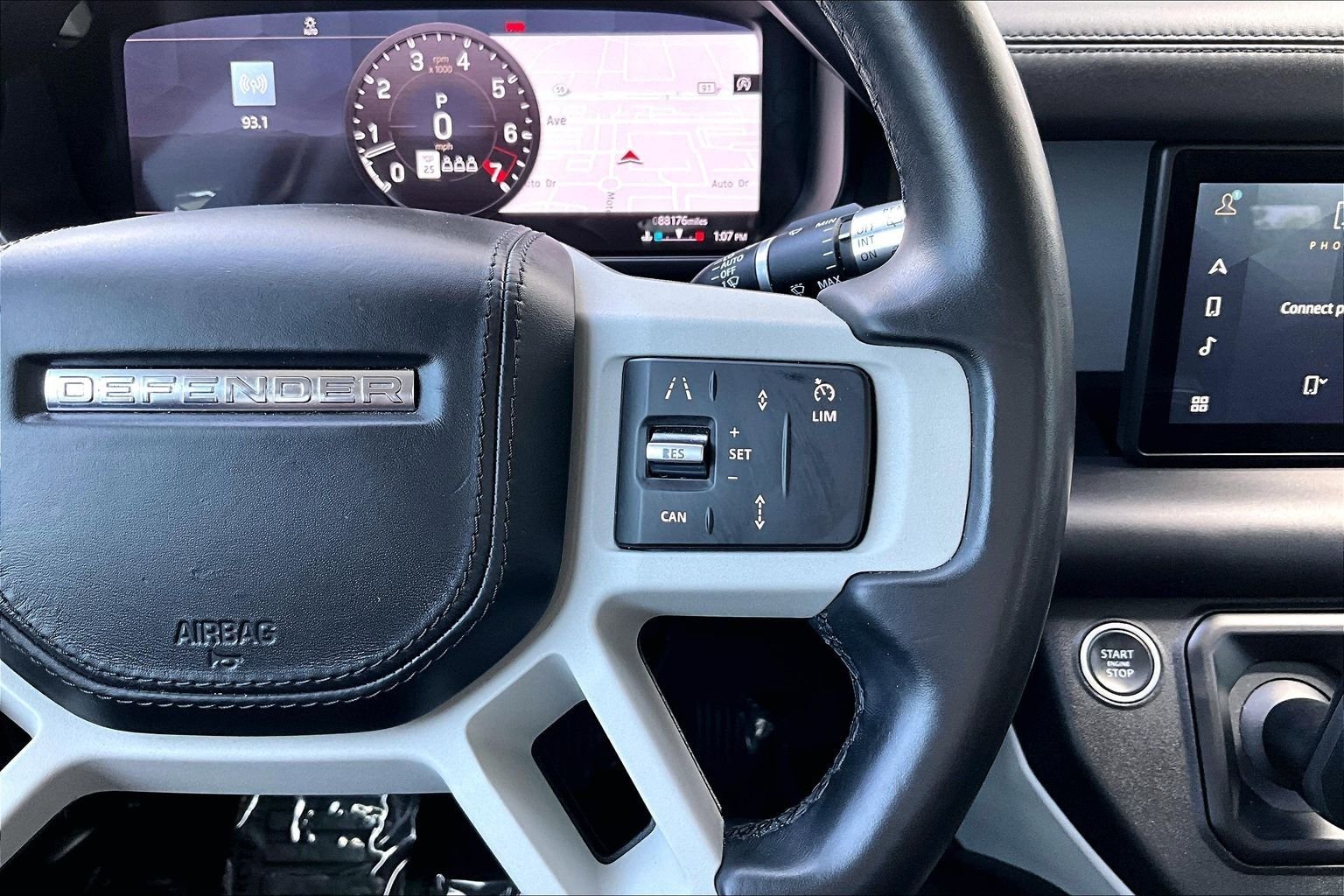 Used 2020 Gray Land Rover HSE image 19