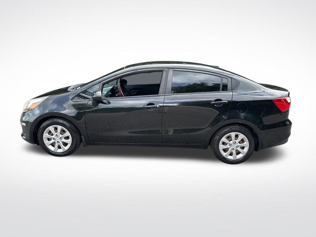 Used 2017 Black Kia LX image 8