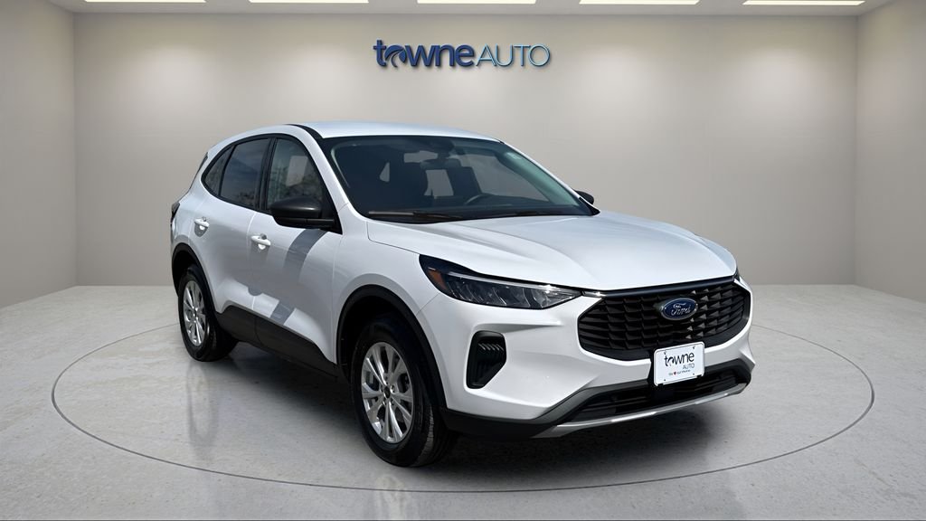 Used 2025 White Ford Active image 7