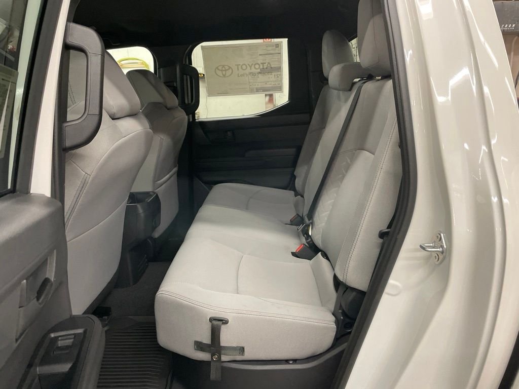 2026 Toyota Tacoma SR5 - Photo 24