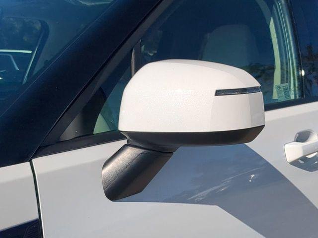 New 2026 White Hyundai SEL FWD image 12