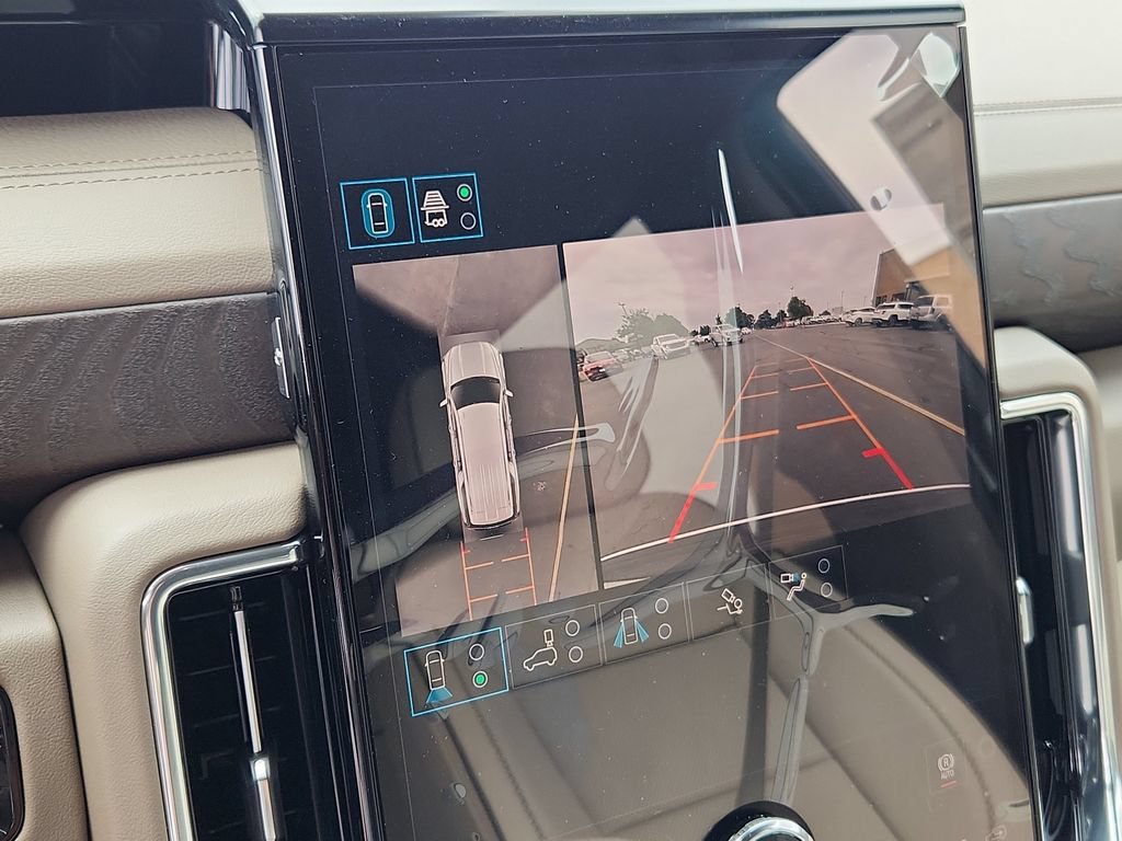 2026 GMC Yukon XL Denali - Photo 19