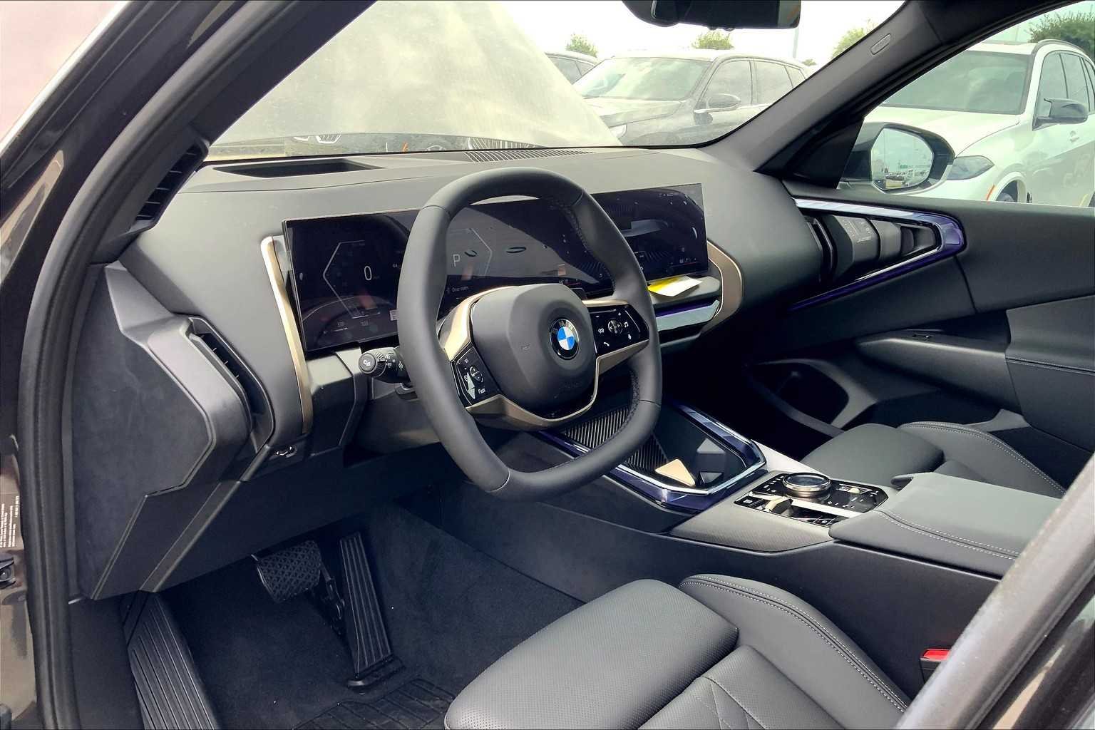 2025 BMW X3 30 - Photo 8